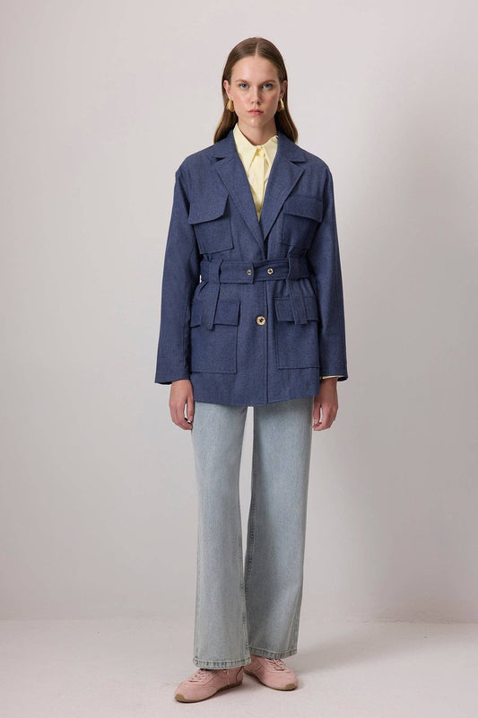 Giacca utility in lino blu navy con cintura e tasche