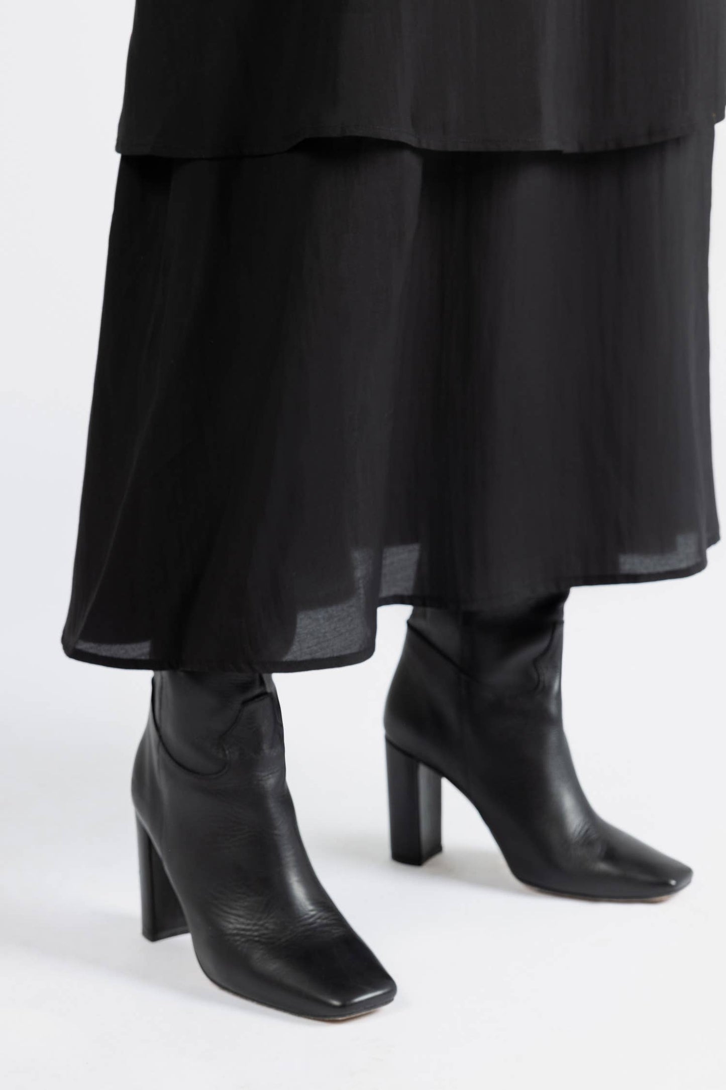 Gonna midi a balze arricciata