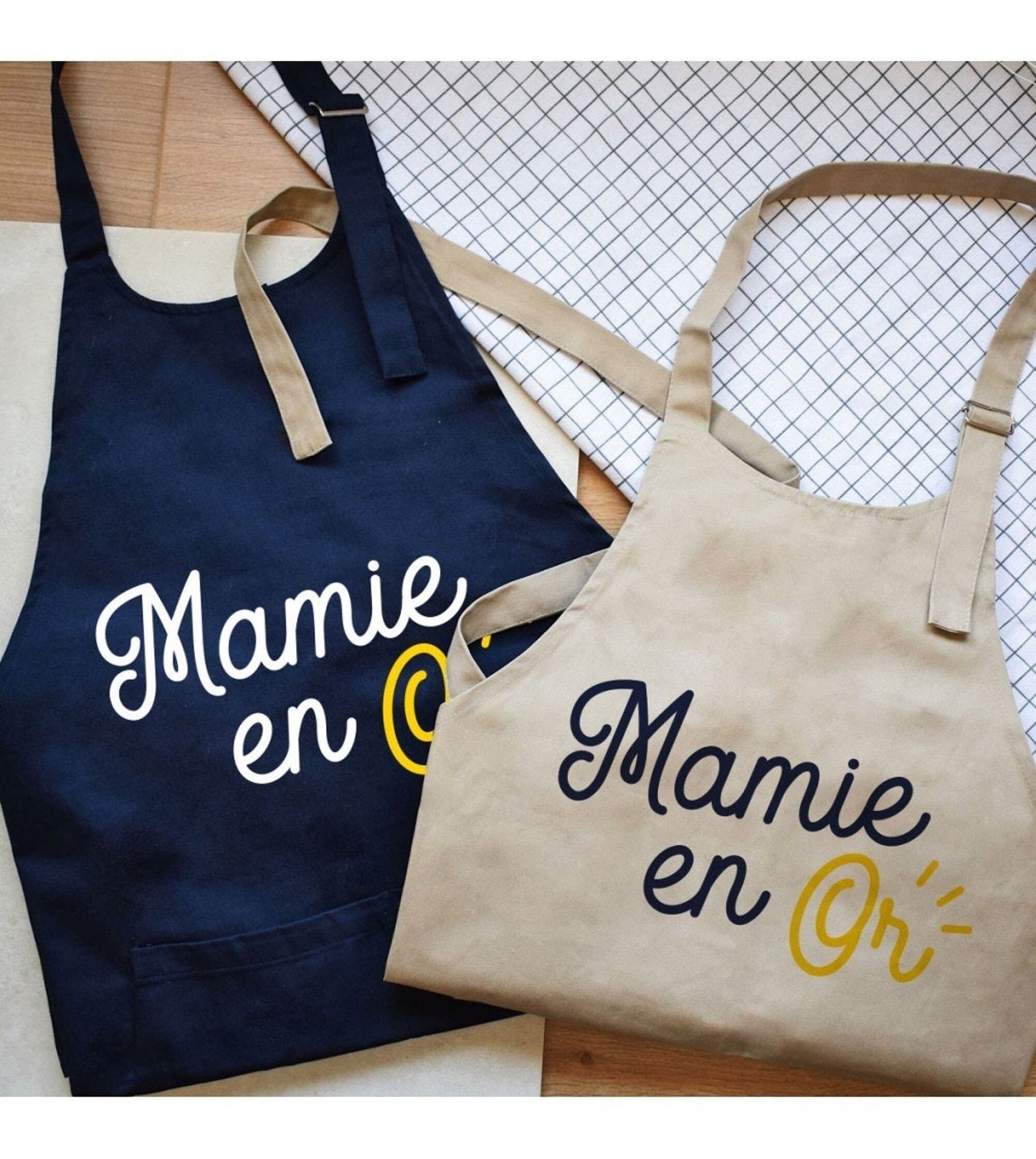 Grembiule in cotone con scritta “Mamie en Or”