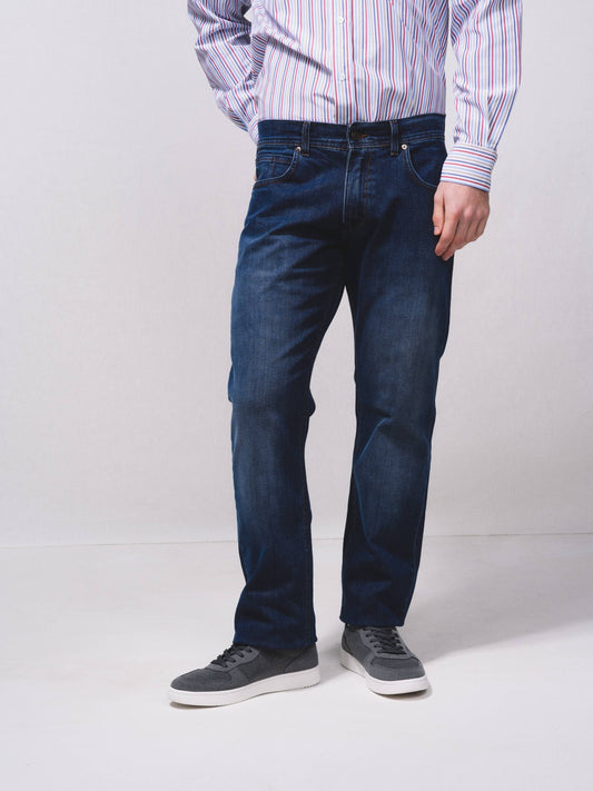 Jeans regular fit in denim cinque tasche