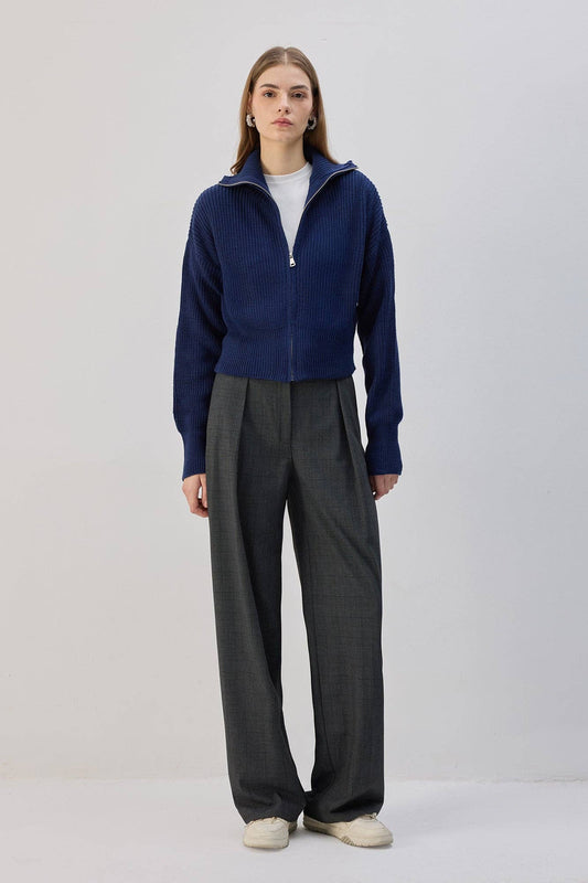Cardigan in maglia con colletto ampio e zip
