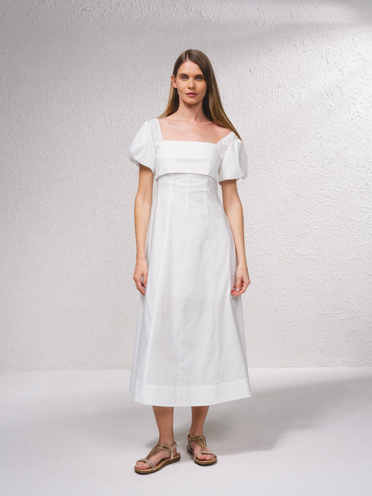 Vestito midi con scollo quadrato e gonna a trapezio