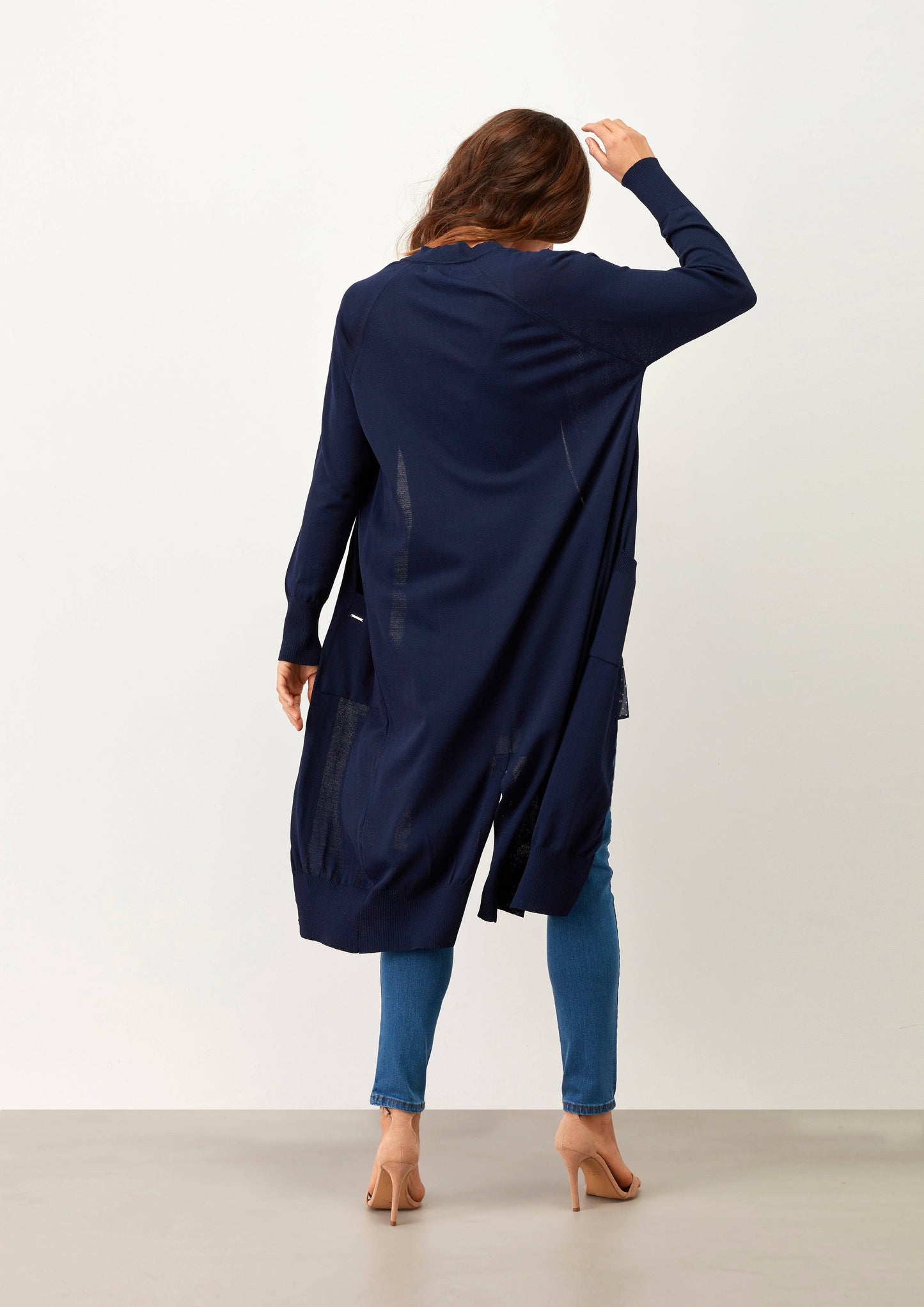 Cardigan lungo in maglia morbida