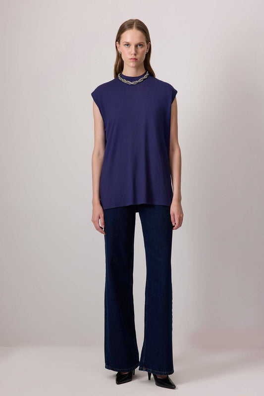Top senza maniche blu navy in viscosa morbida