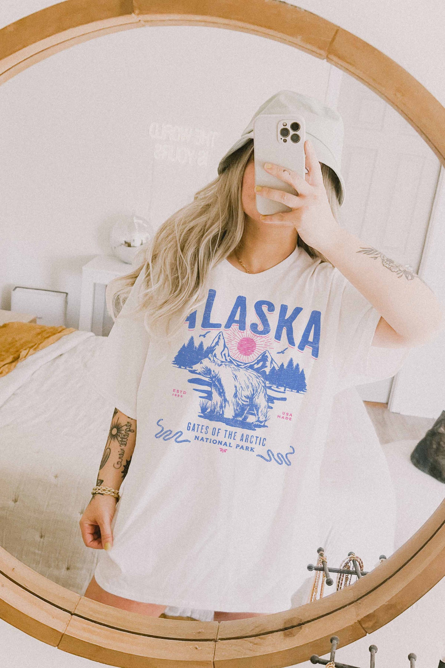 T-shirt oversize grafica Alaska