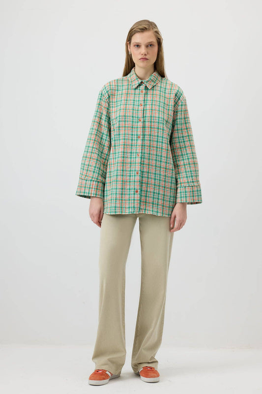 Camicia a quadri con polsini larghi