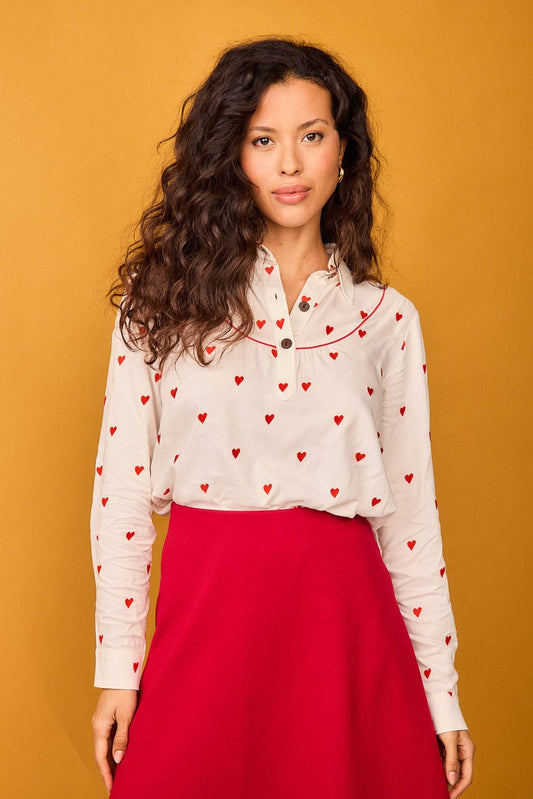 Camicia Bellota bianca con cuori ricamati