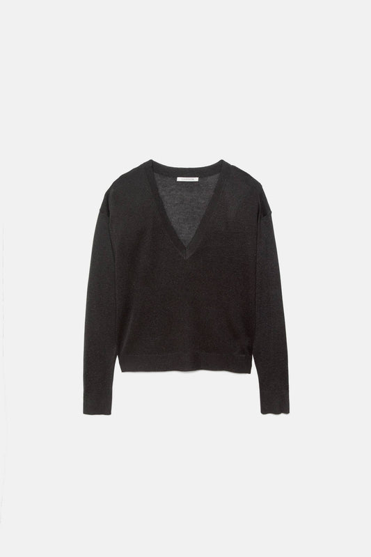 Maglione in maglia rasata con scollo a V e dettagli metallici