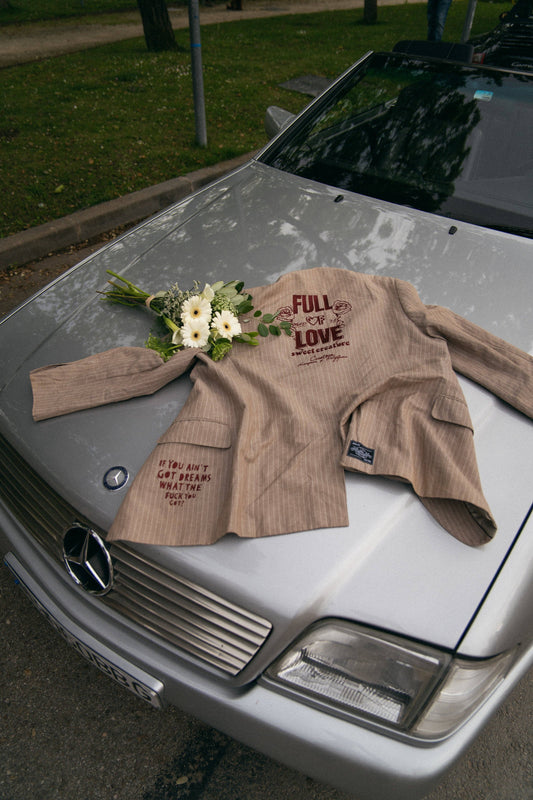 Completo sartoriale Dulce Criatura in lino ricamato