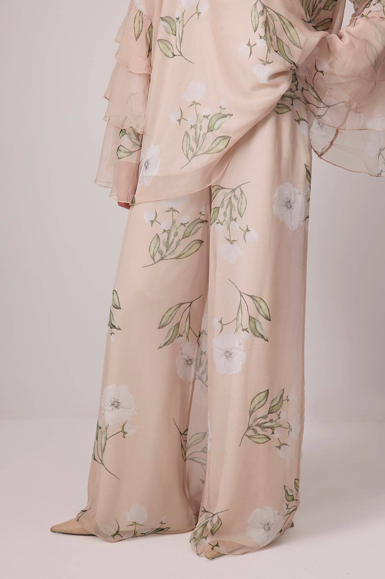 Completo tunica e pantaloni in chiffon floreale rosa