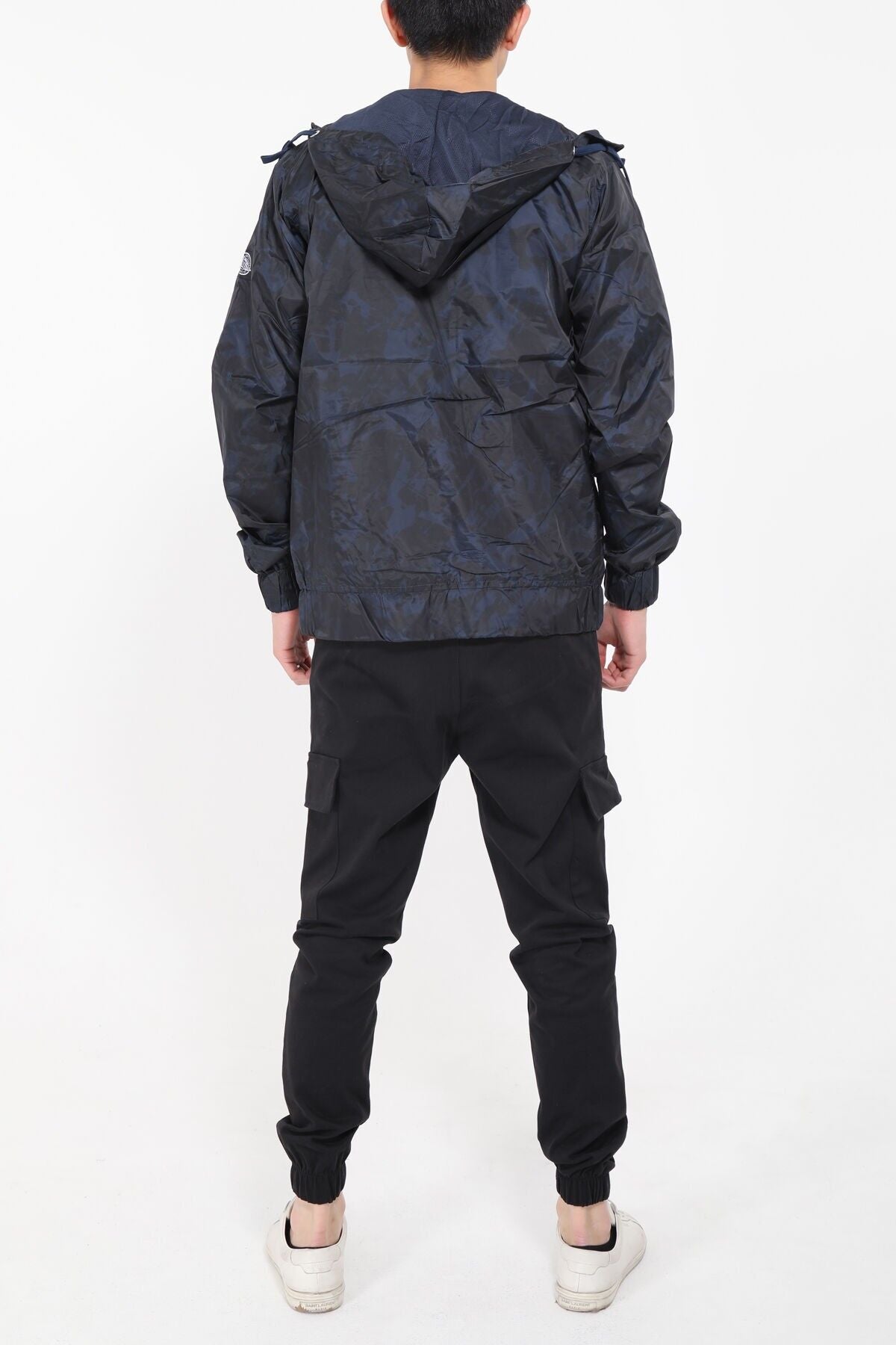 Giacca a vento uomo blu navy con cappuccio