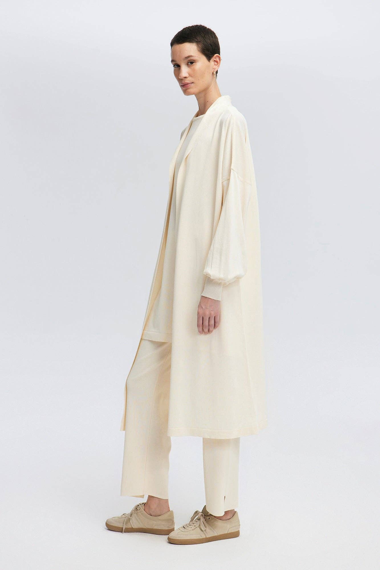 Set in maglia tre pezzi crema