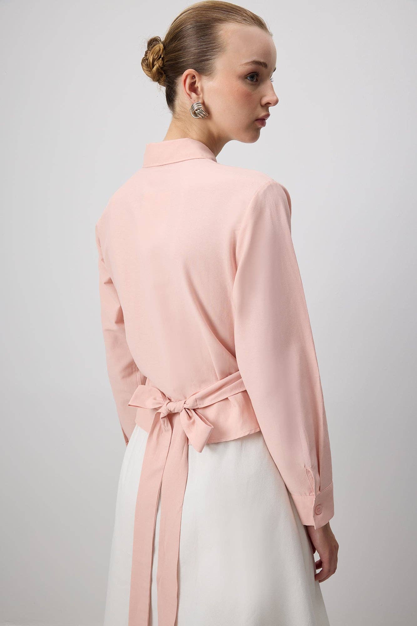 Camicia avvolgente in popeline misto cotone rosa