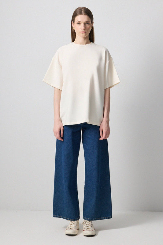 T-shirt in crepe oversize a maniche corte