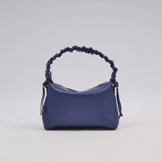 Borsa a spalla in pelle martellata con manico arricciato