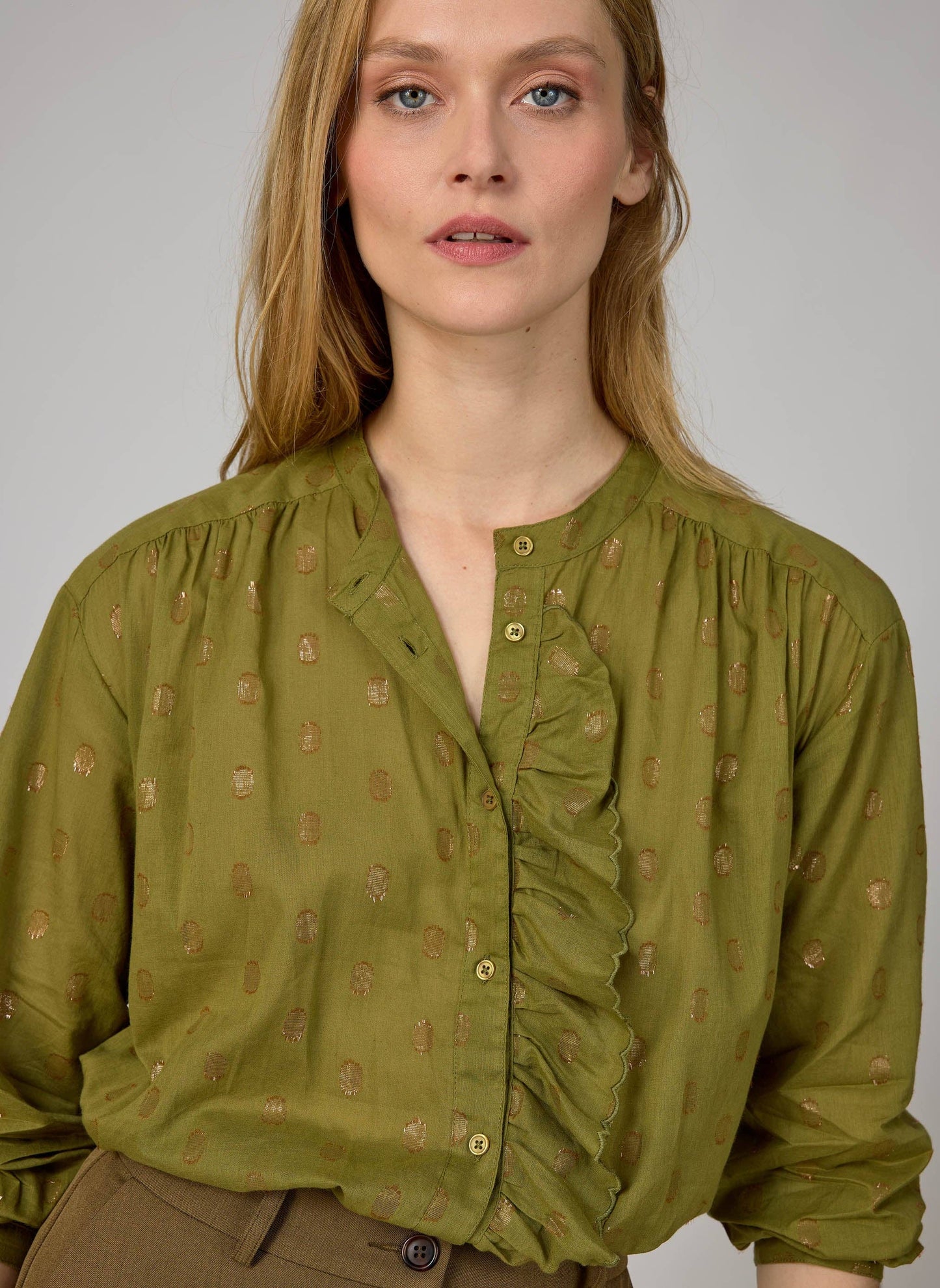 Camicia Sylvany Army con dettagli metallizzati