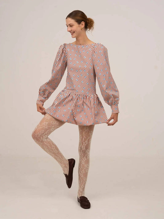 Abito mini a righe rosse con pois blu