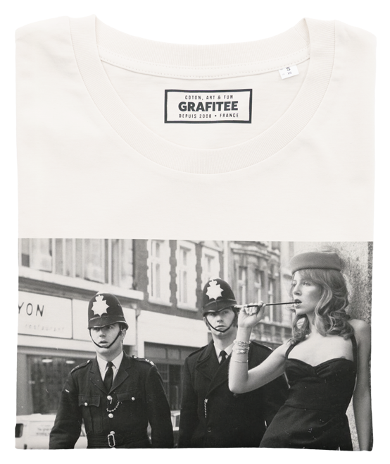 T-shirt Bobbies con foto vintage di Londra