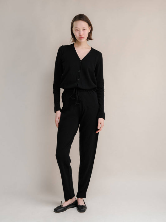 Tuta in misto cashmere con scollo a V