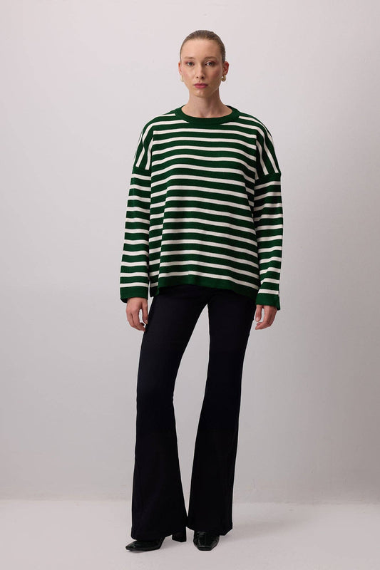 Maglione in maglia a righe verde e bianco