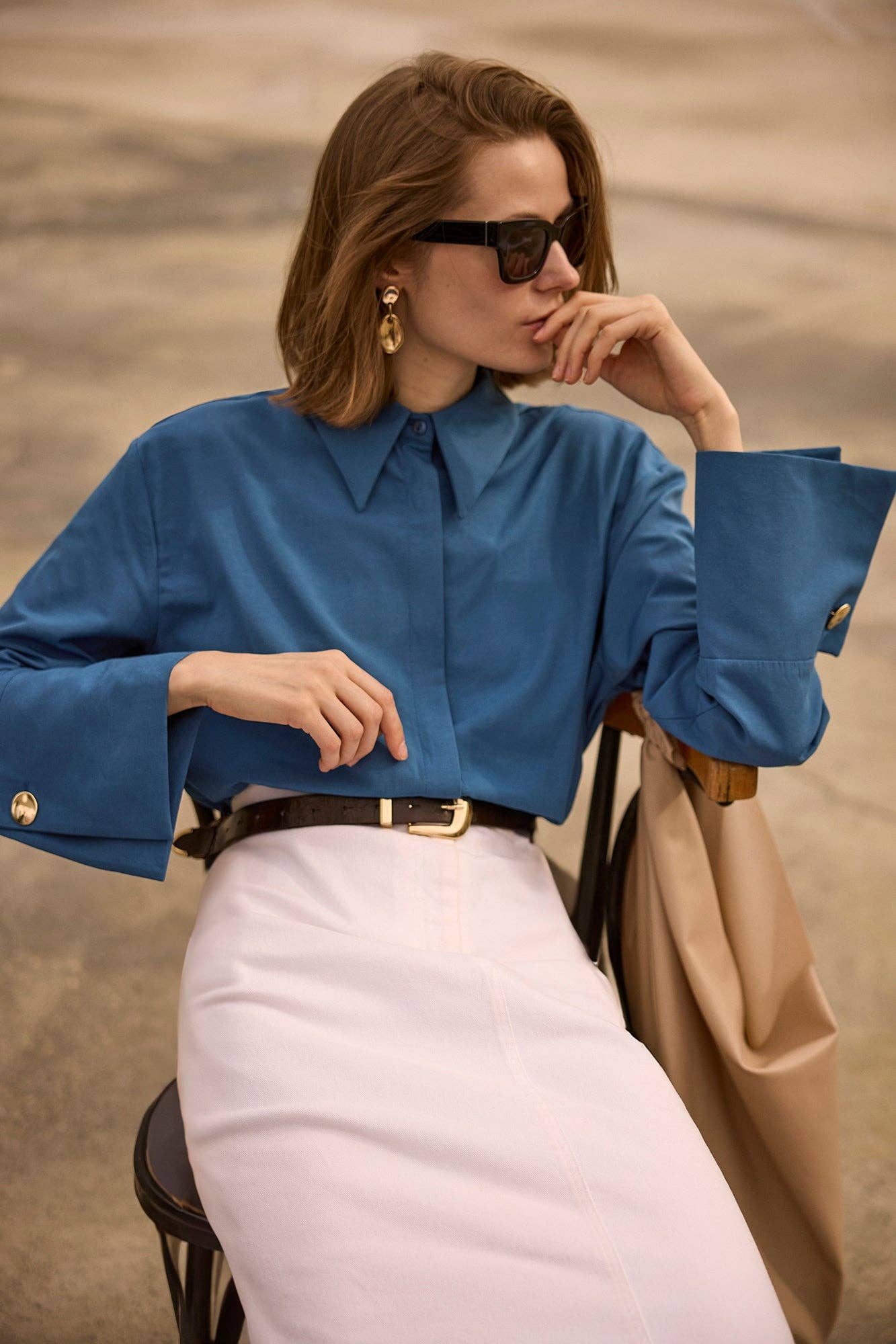 Camicia in popeline con polsini ampi