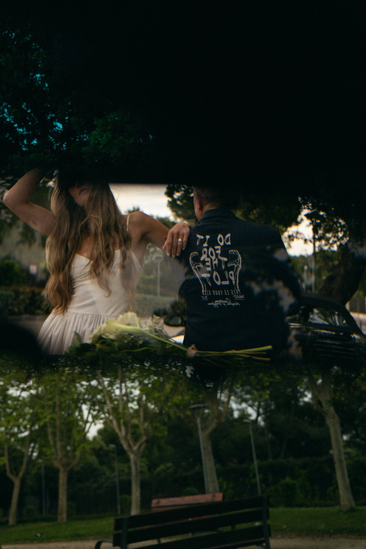 Completo sartoriale ricamato con giacca e pantaloni