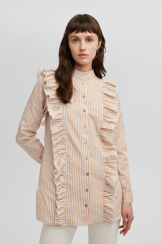 Camicia a righe con balze
