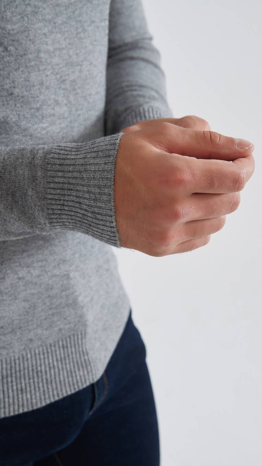 Dolcevita uomo effetto cashmere grigio argento
