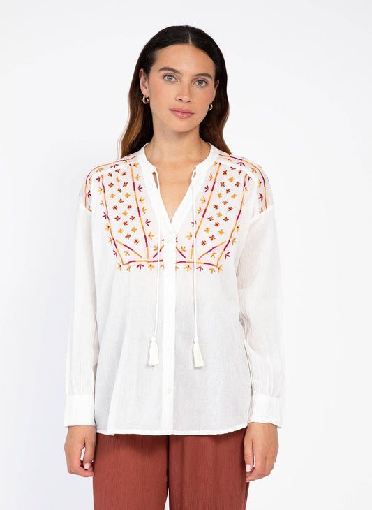 Camicia boho ricamata color ecru