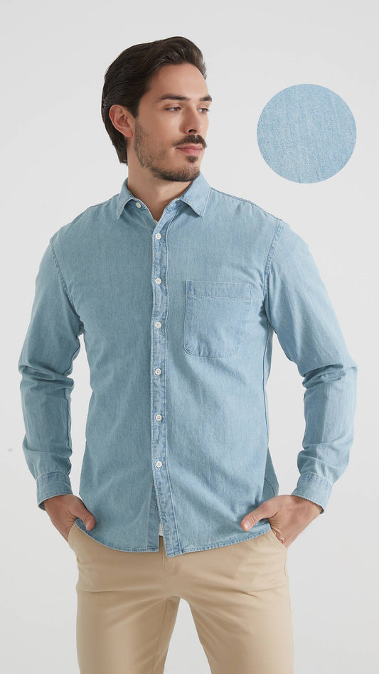 Camicia dritta in denim azzurro cielo