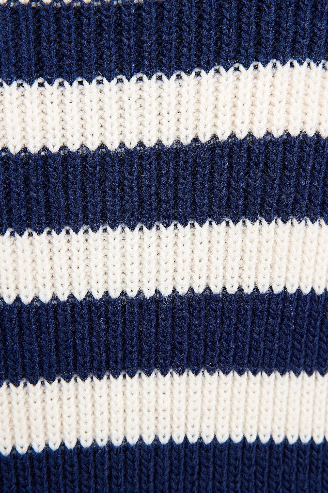 Cardigan lungo a righe con bottoni dorati
