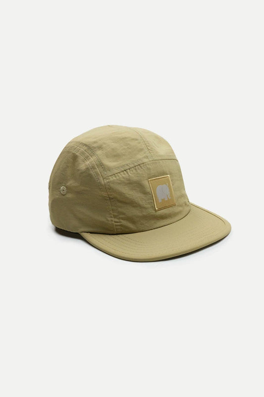Cappello cinque pannelli in nylon idrorepellente color sabbia