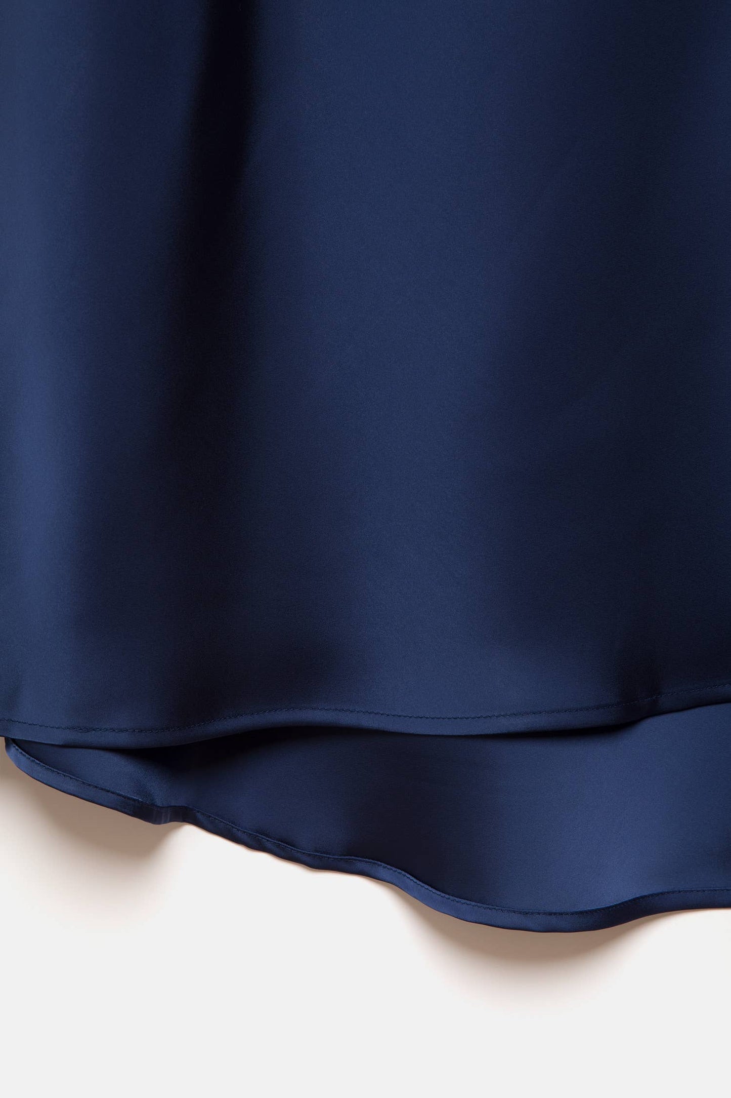 Gonna midi satinata con vita elasticizzata