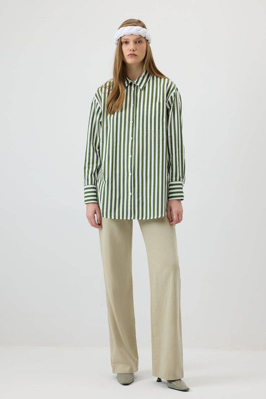 Camicia oversize a righe verdi in viscosa