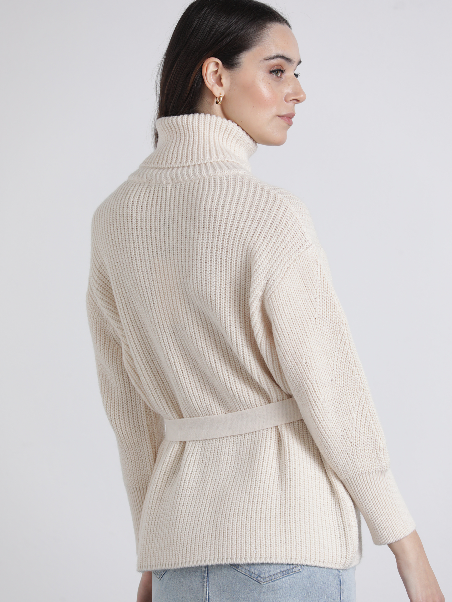 Maglione dolcevita con cintura