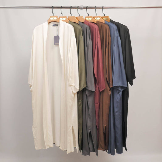 Kimono lungo fluido in raso
