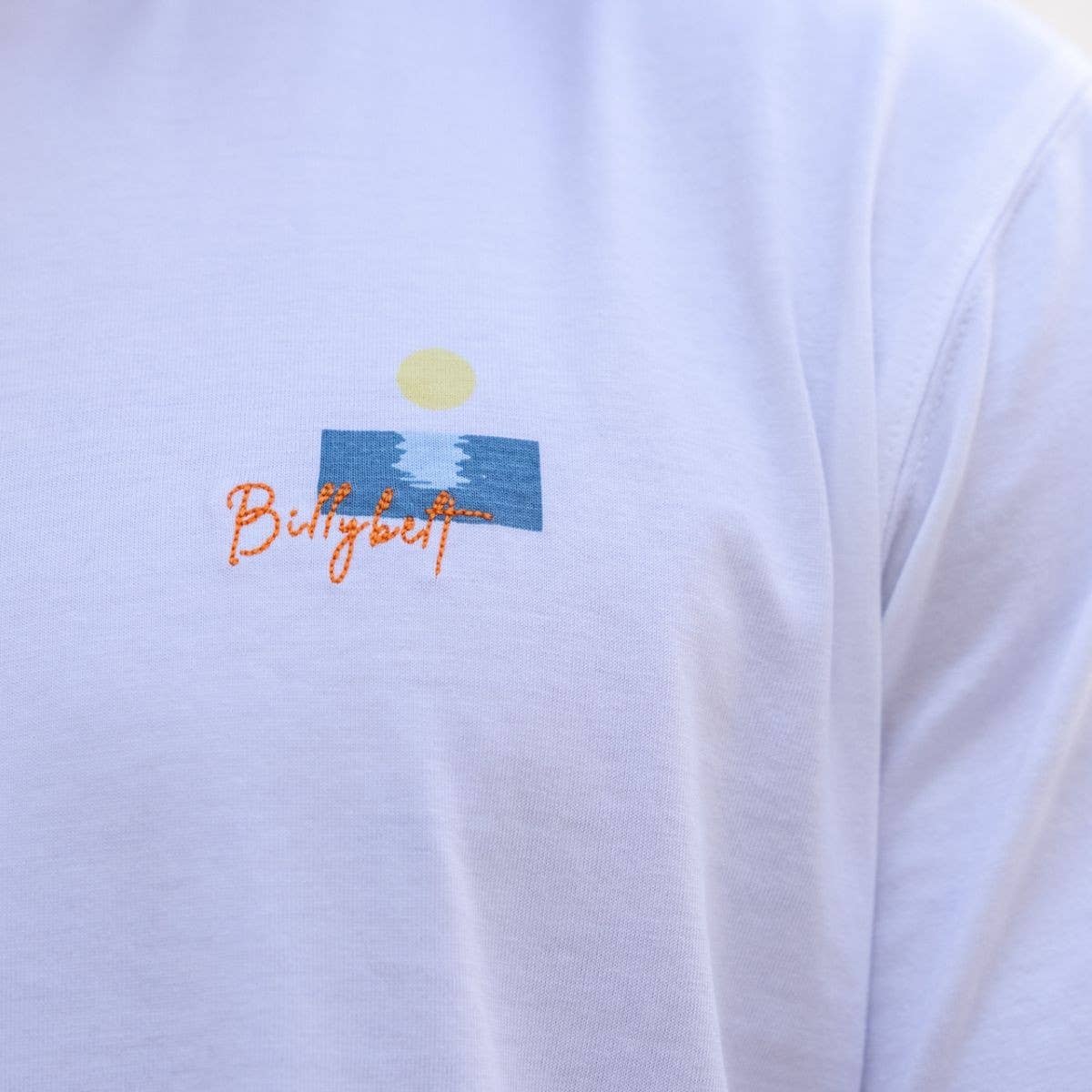 T-shirt vintage in cotone biologico con stampa tramonto bianca