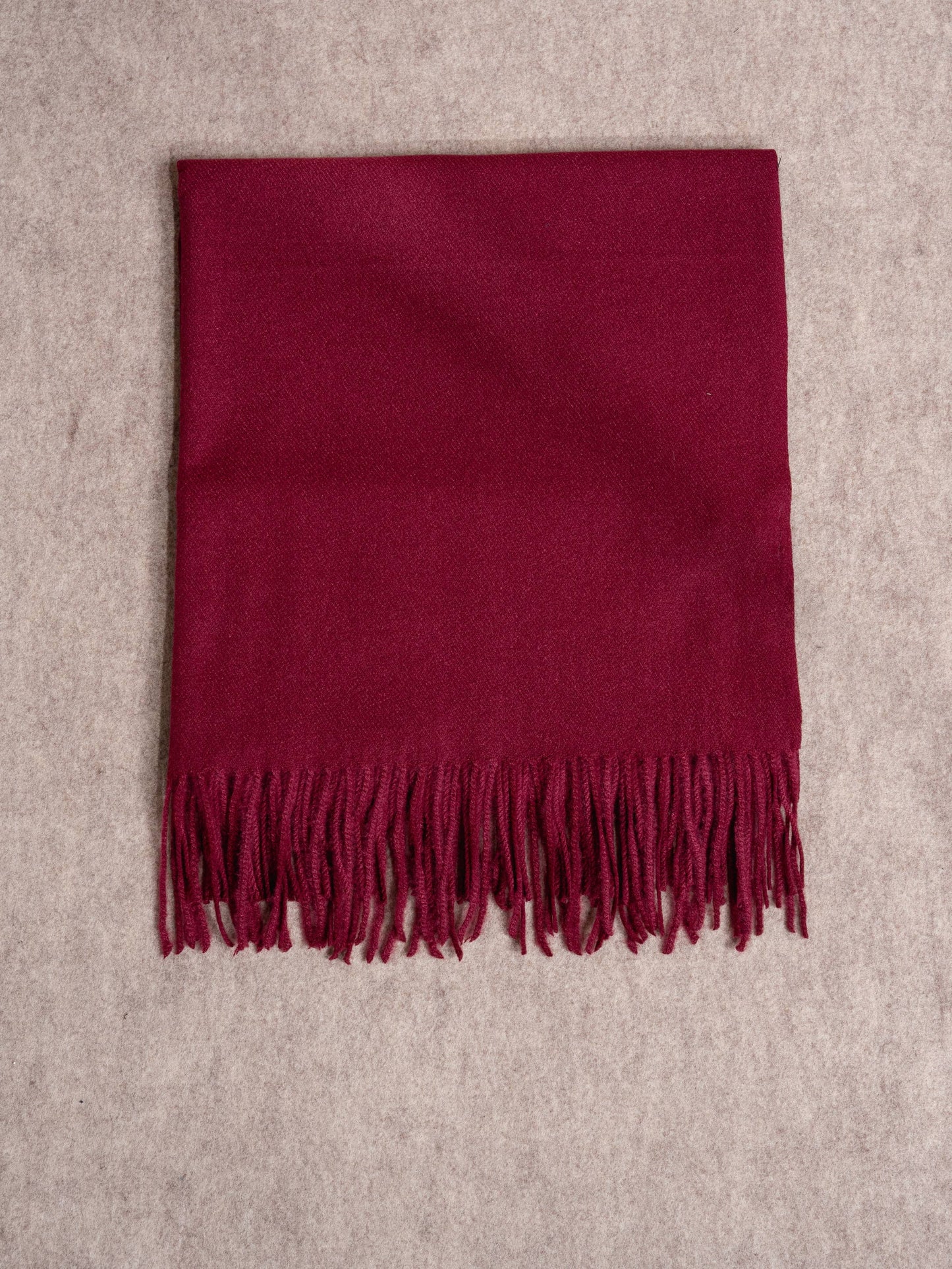 Sciarpa morbida in cashmere e viscosa con frange