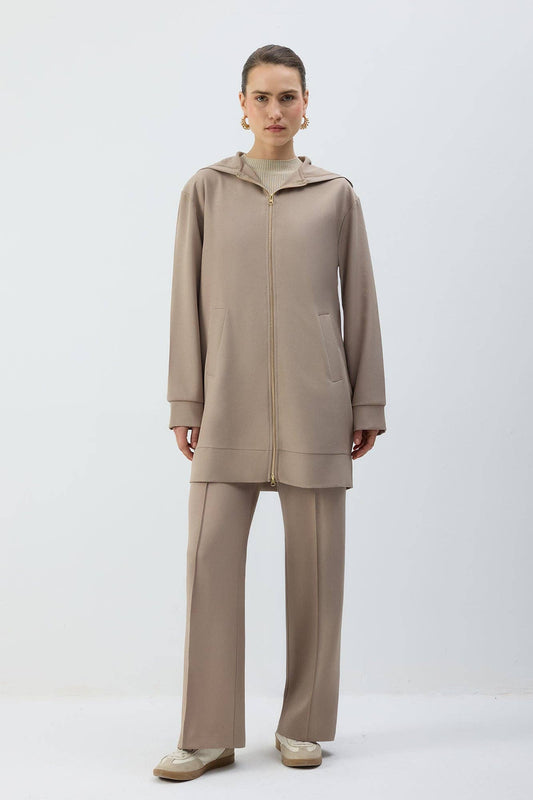 Giacca lunga con cappuccio e zip