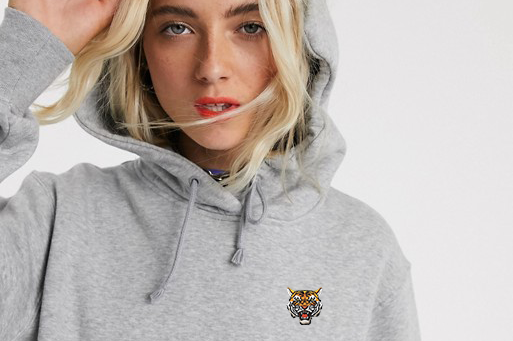 Felpa oversize unisex grigia con cappuccio