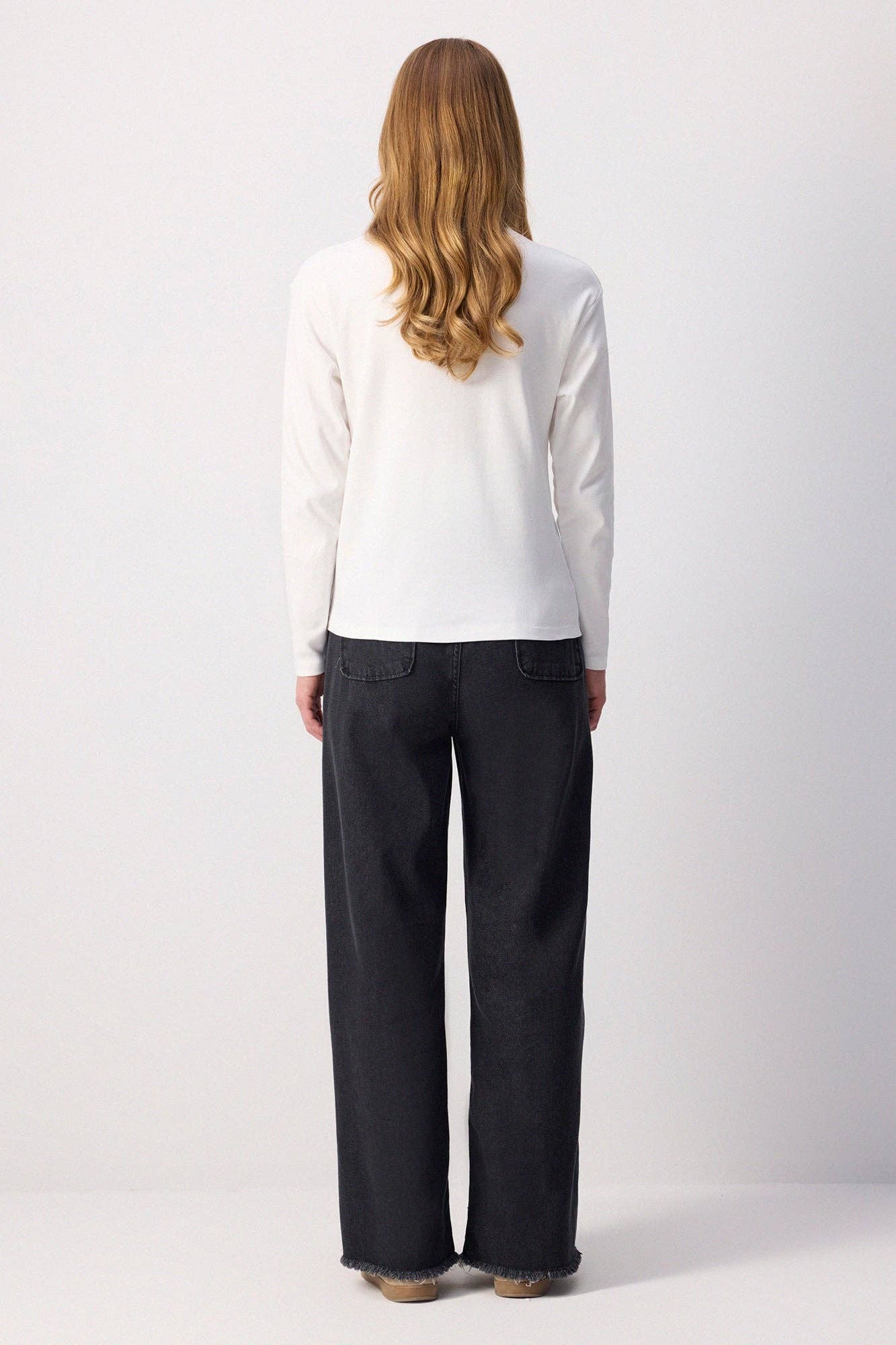 T-shirt a manica lunga in cotone con collo a costine