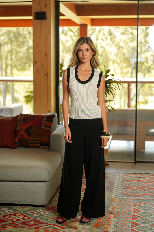 Top Onde in maglia con profili a contrasto