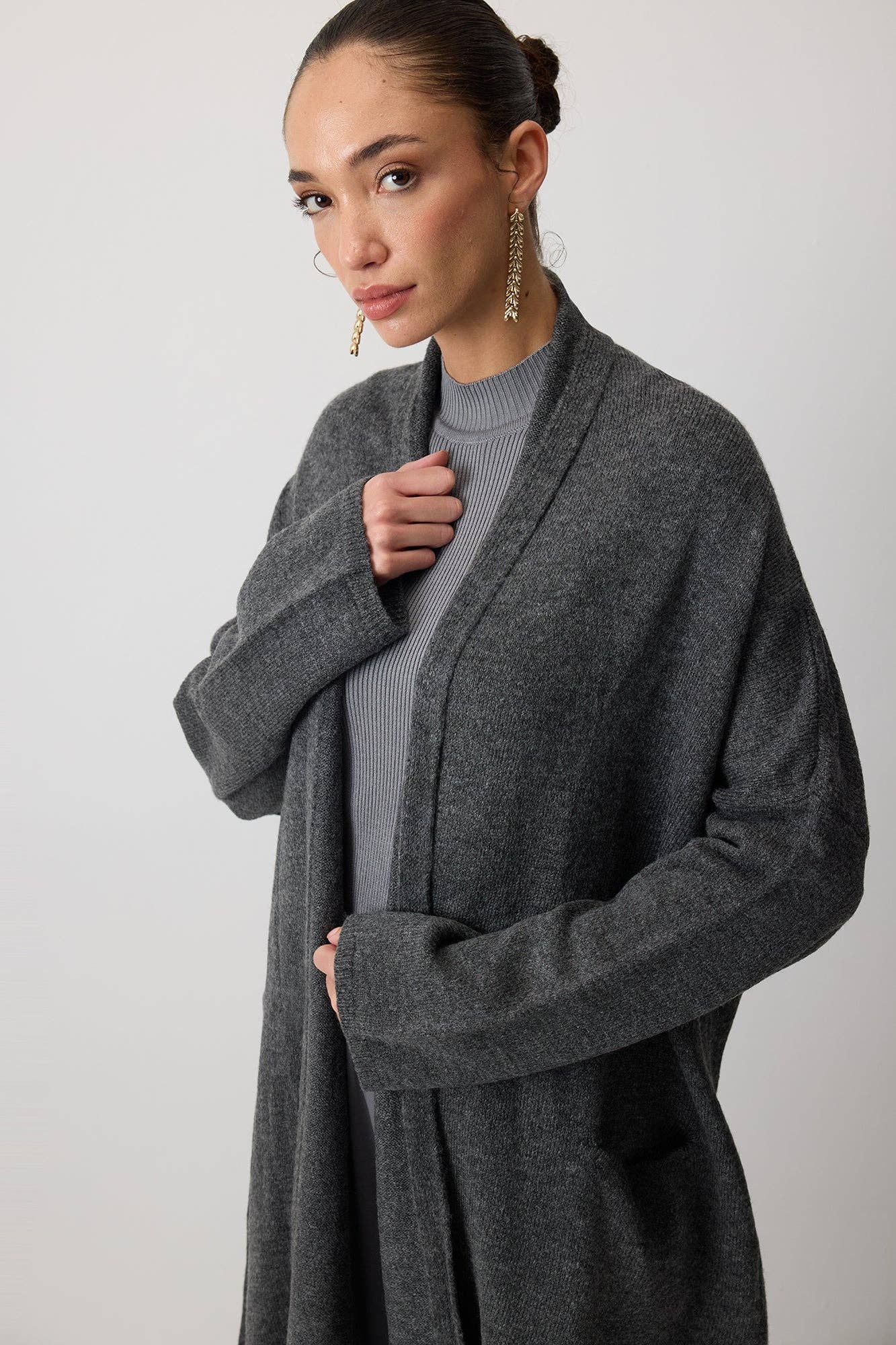 Cardigan oversize in maglia con tasche