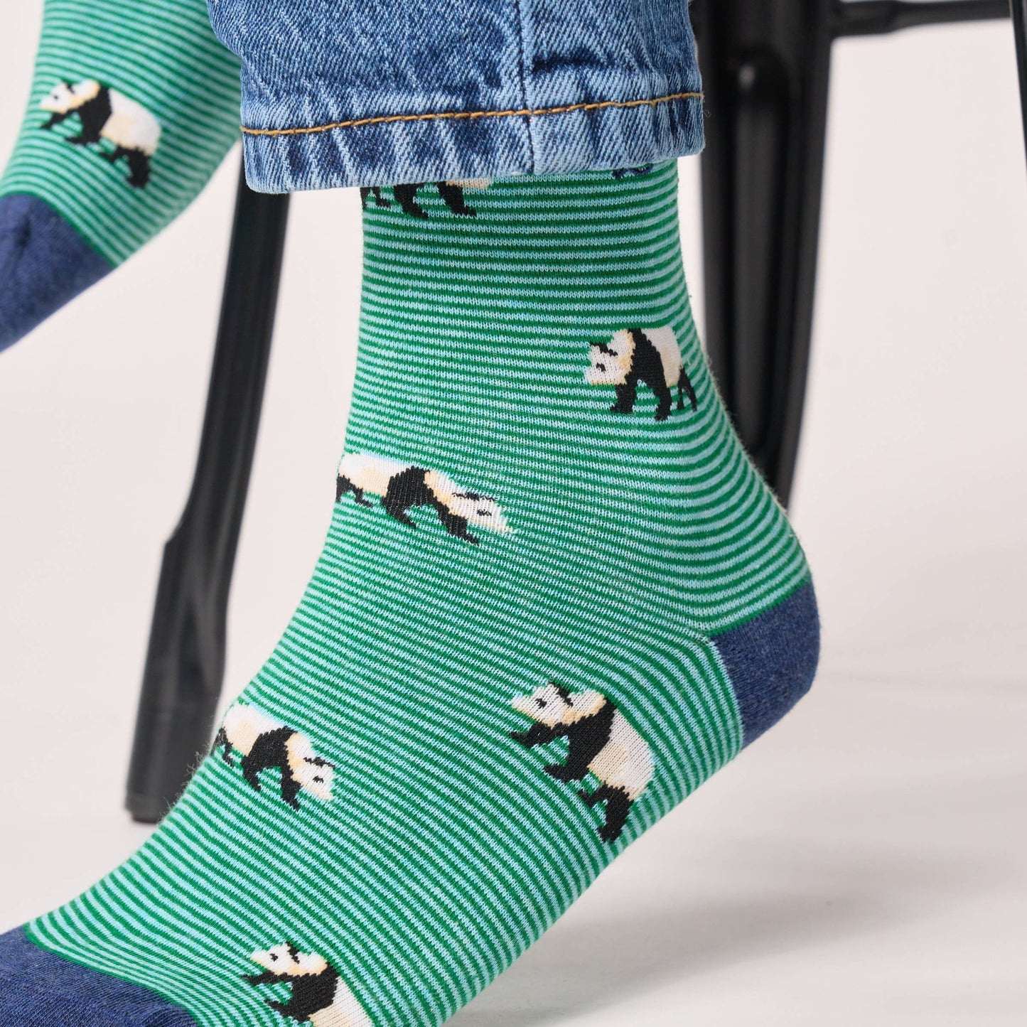 Calzini in cotone pettinato con panda a righe