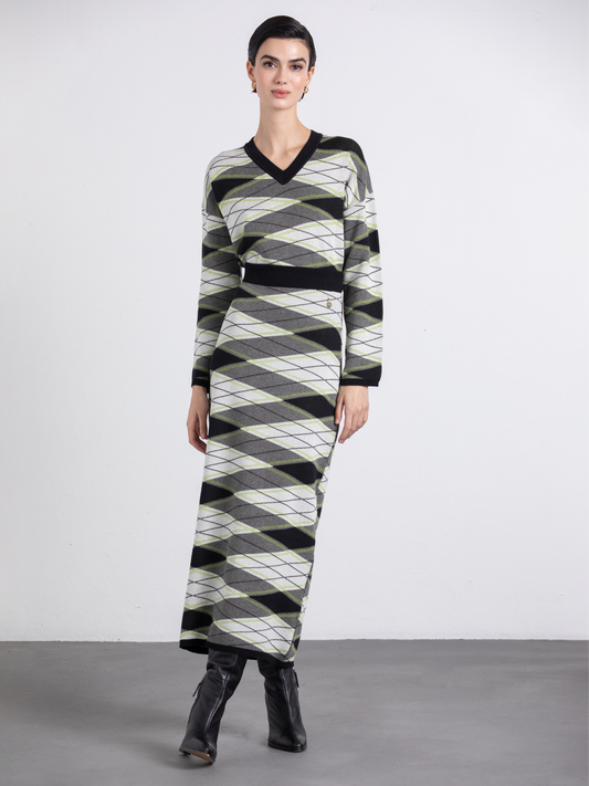 Gonna lunga in maglia a fantasia geometrica