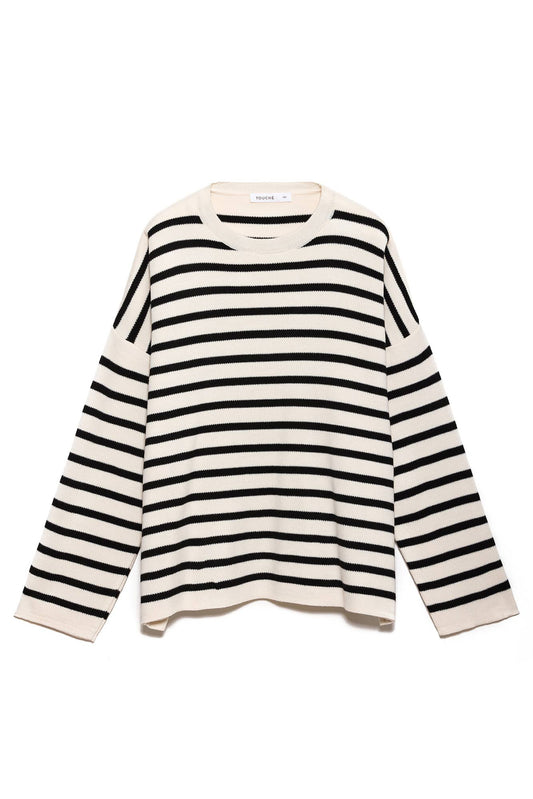 Maglione oversize a righe bianche e nere