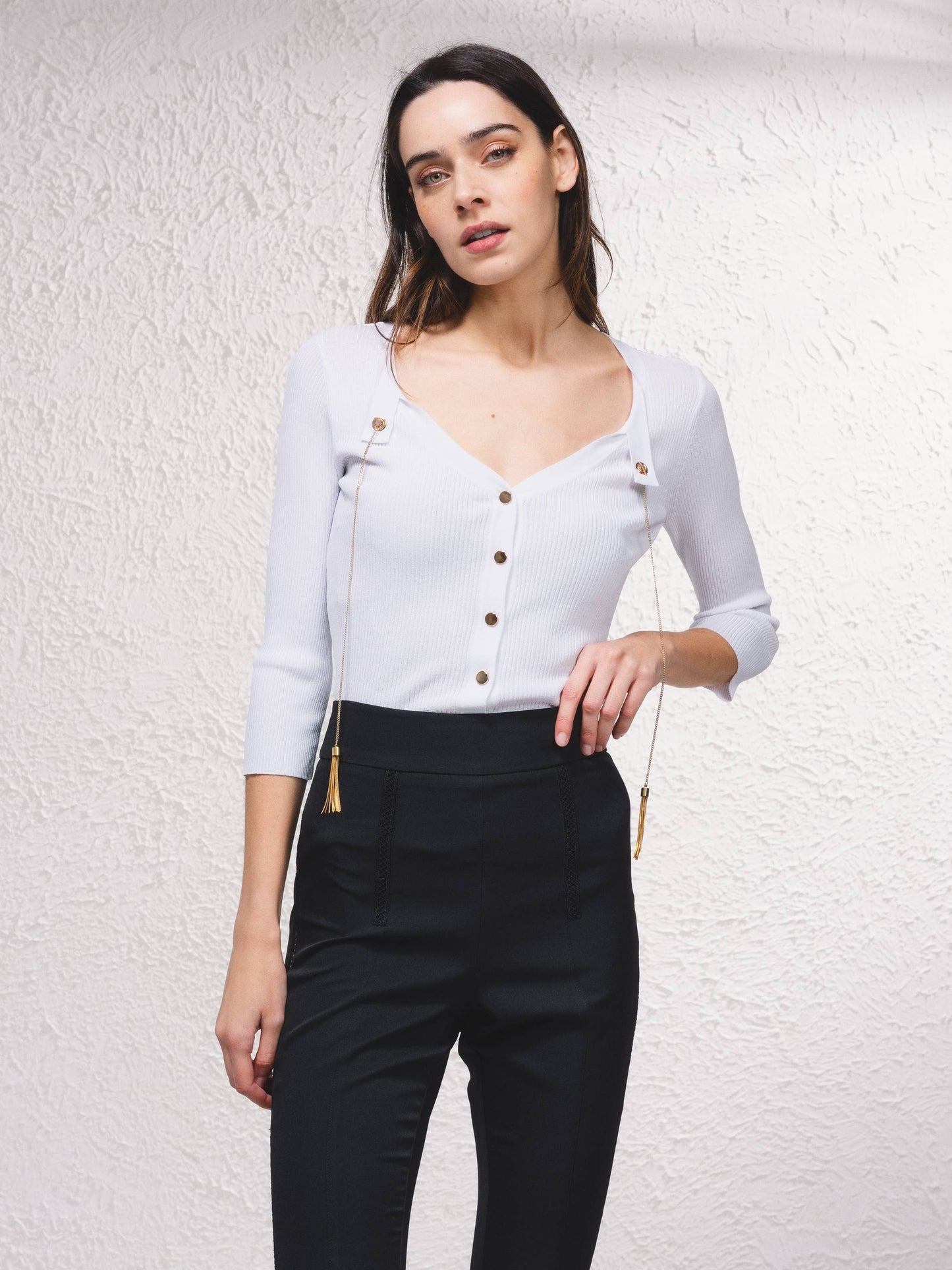 Pantaloni flare a vita alta con ricamo