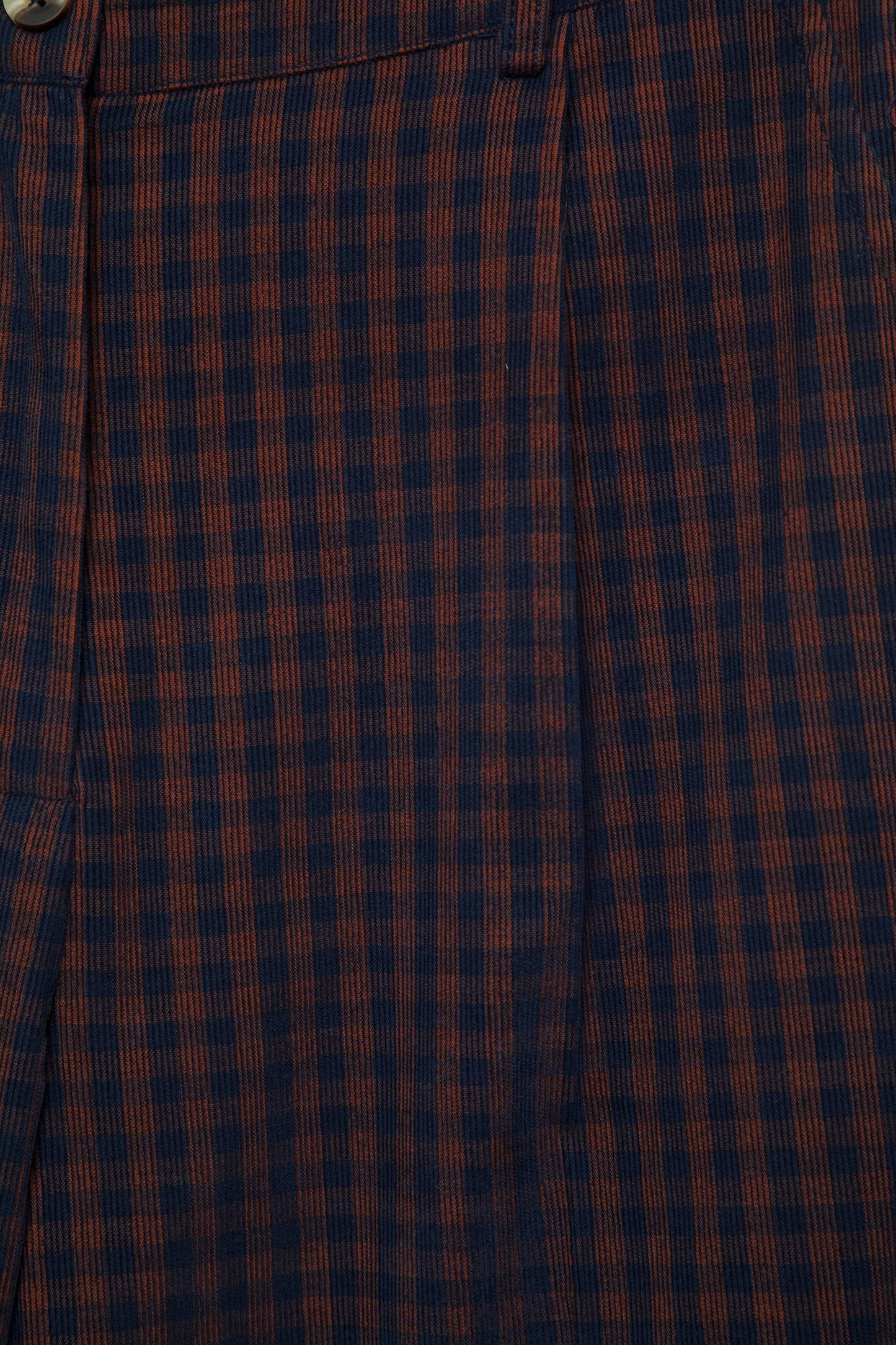 Pantaloni aderenti a quadri in cotone