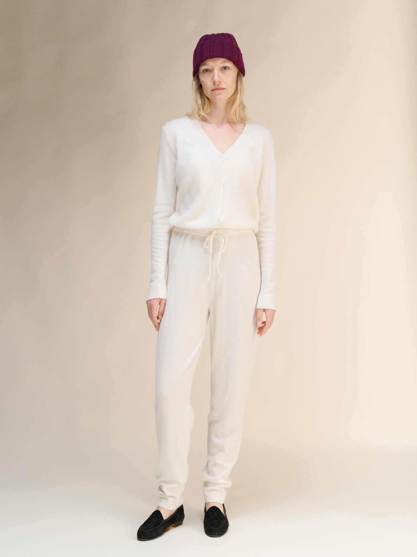 Tuta in misto cashmere con scollo a V