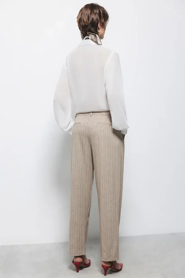 Pantaloni gessati con pinces